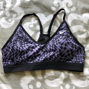 NWOT Nike sports bra